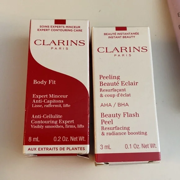 New Carolina Herrera Goodgirl tote + 6 clarins beauty & 3 Firstaid beauty & bag - Picture 7 of 10